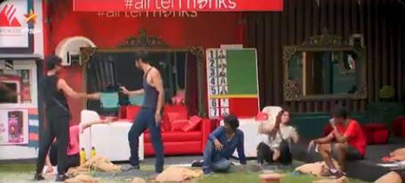 kavin and dharshan fight in bigboss today task latest promo