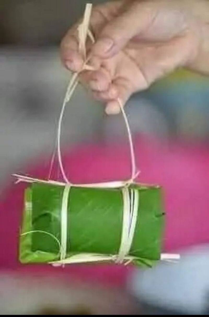 banana leaf usage in hotel and it has very beautiful look