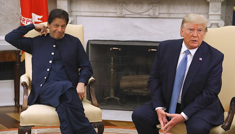 Where do you find reporters like these? Donald Trump questions Imran Khan