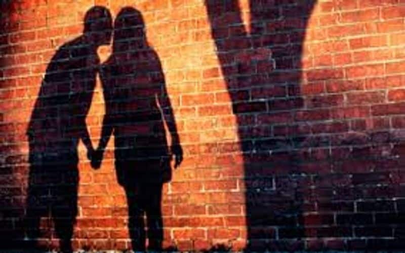 wife  absconding with her boy friend,  with in 20 days after marriage  at kanyakumari