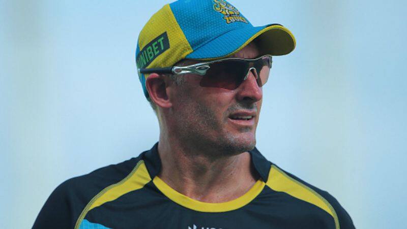 COVID grips IPL 2021: Chennai Super Kings batting coach Michael Hussey tests positive-ayh
