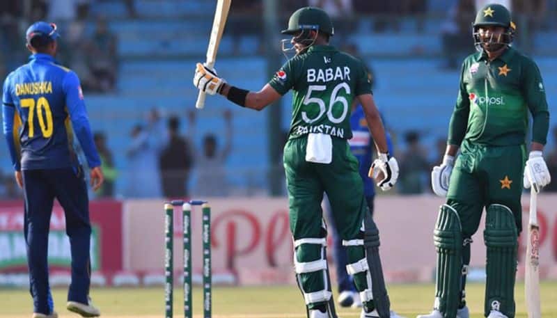pakistan beat sri lanka in second odi by 67 runs