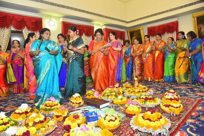 Hyderabad: Governor Tamilisai Soundararajan kick starts Bathukamma festivities