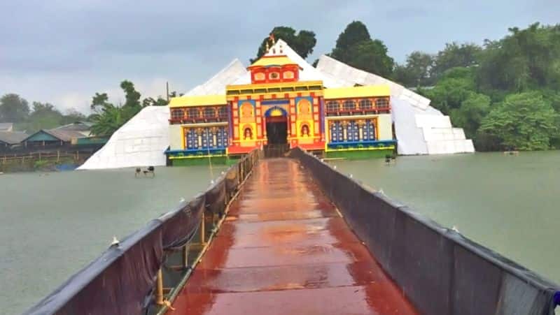 Different and Unique themes of Durga Pandal in Tripura
