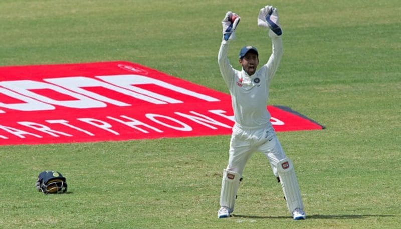 Coronavirus lockdown Find out who is helping Wriddhiman Saha catching drills