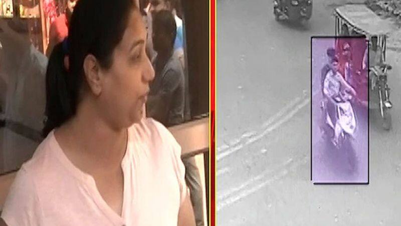 PM Modi niece robbed in Delhi snatchers...one people arrest