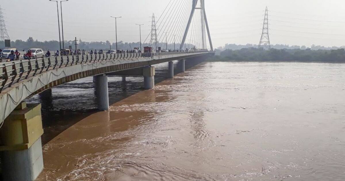 Delhi On High Alert Again As Yamuna Water Level Breaches Danger Mark