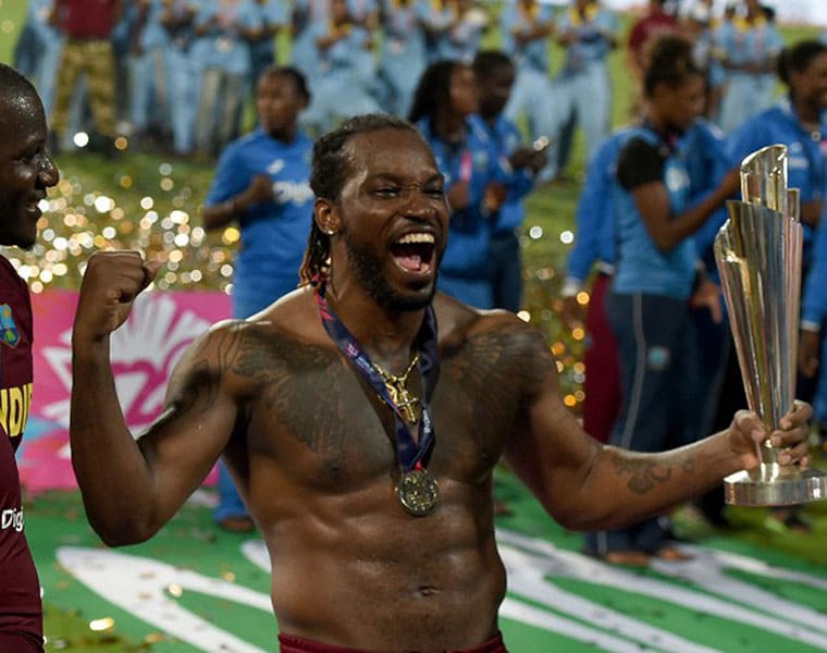 Chris Gayle headed to Manchester United