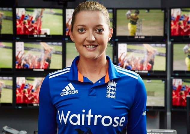 things to know about England wicketkeeper batswoman Sarah Taylor