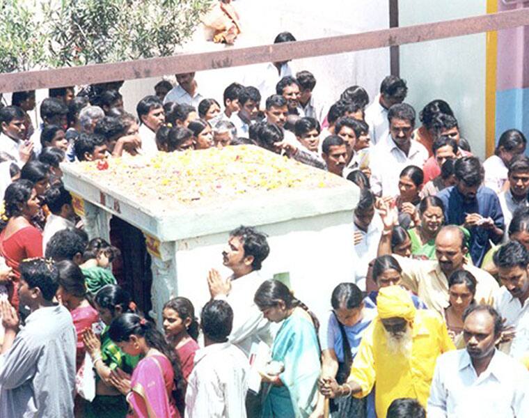 chilkur balaji devotees change prayer to suit to donald trump era