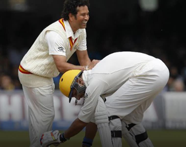 Yuvraj touches Tendulkar's feet, again