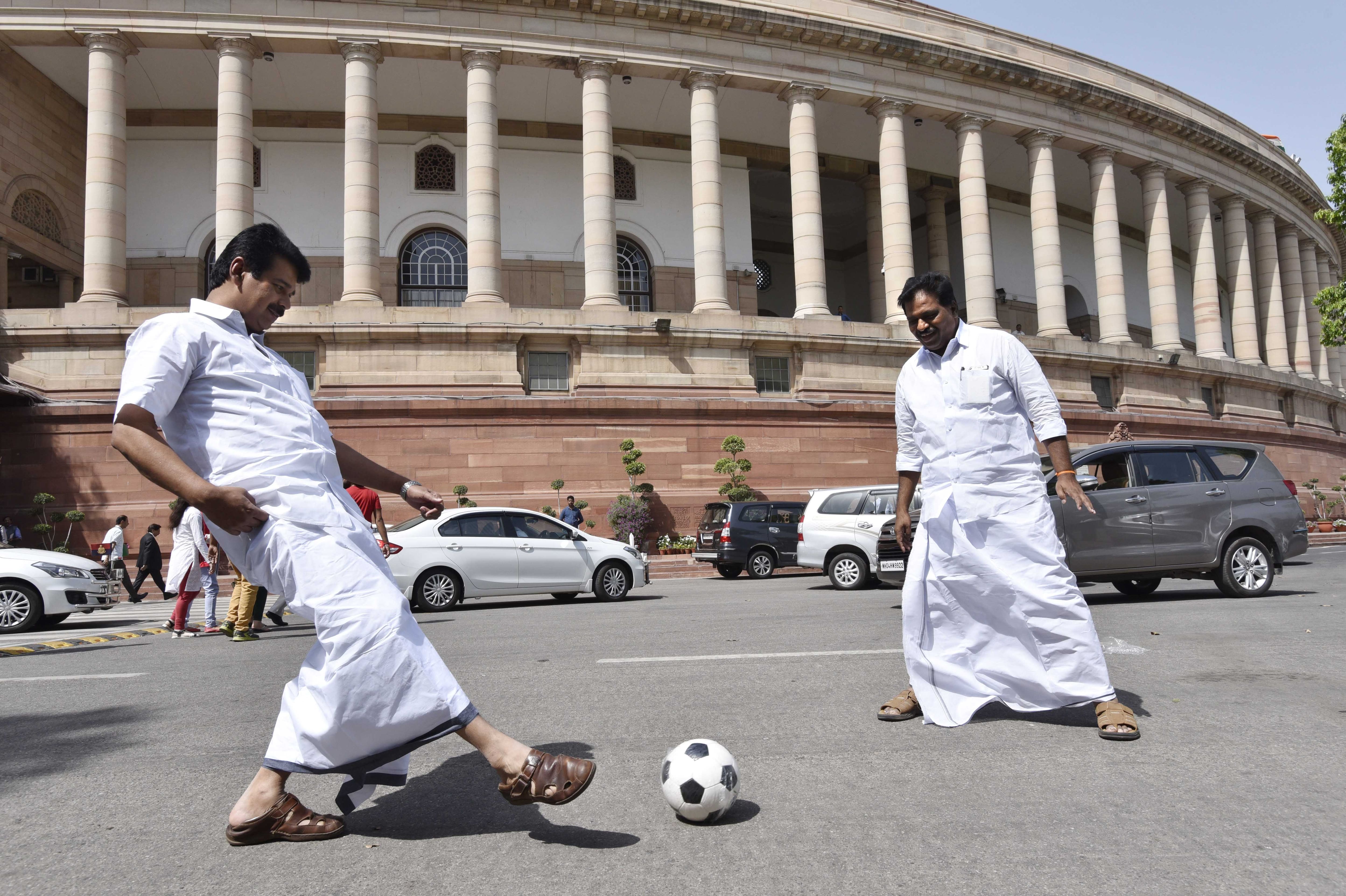 MPs decide to play ball in Lok Sabha literally