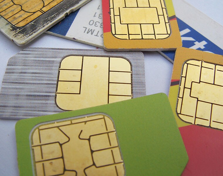 25 crore sim cards may be closed