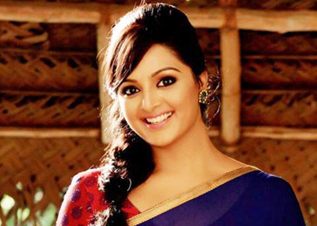 Actress Manju Warrier withdraws support women's wall organised LDF
