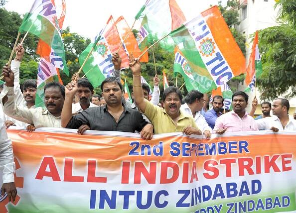 Strike evokes mixed response workers held in Haryana Bengal
