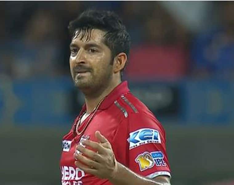 chennai super kings purchased mohit sharma for rupees 5 crores