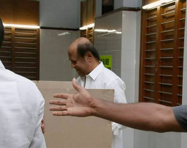 Stalin Rajini, Dr. Ramdas vote. Artistic polling centers from early morning ..