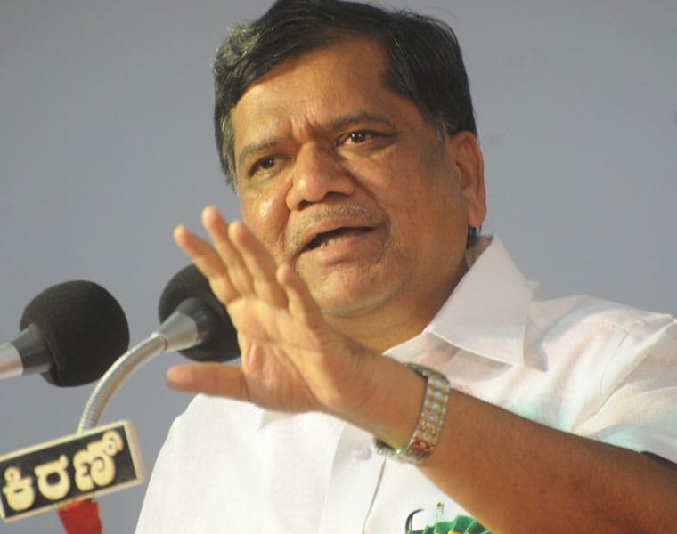 BJP Jagadish Shettar Deve Gowda cried no constituency contest from