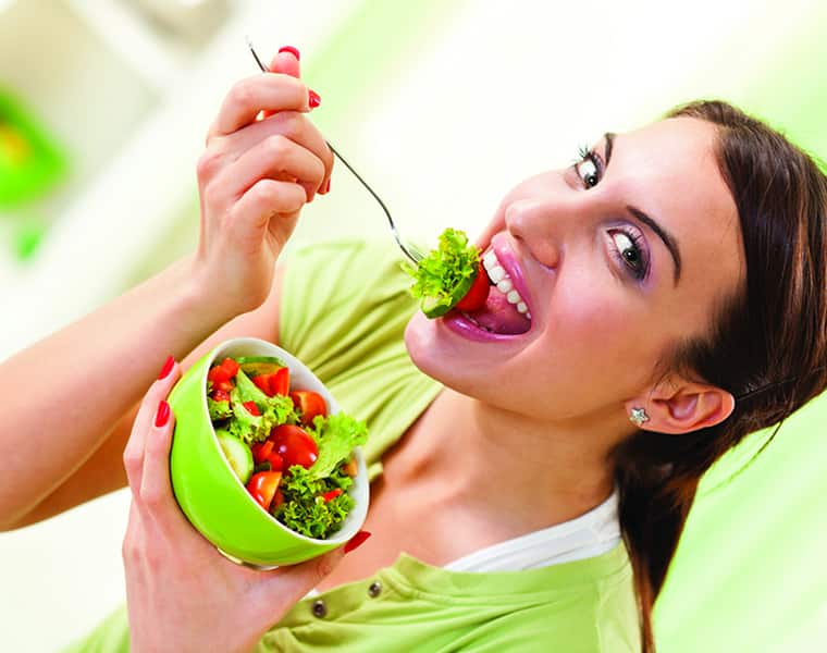 The Benefits of Eating a Salad After Dinner