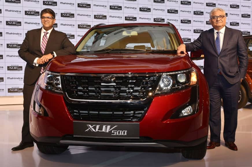 Mahindra XUV500 facelift launched