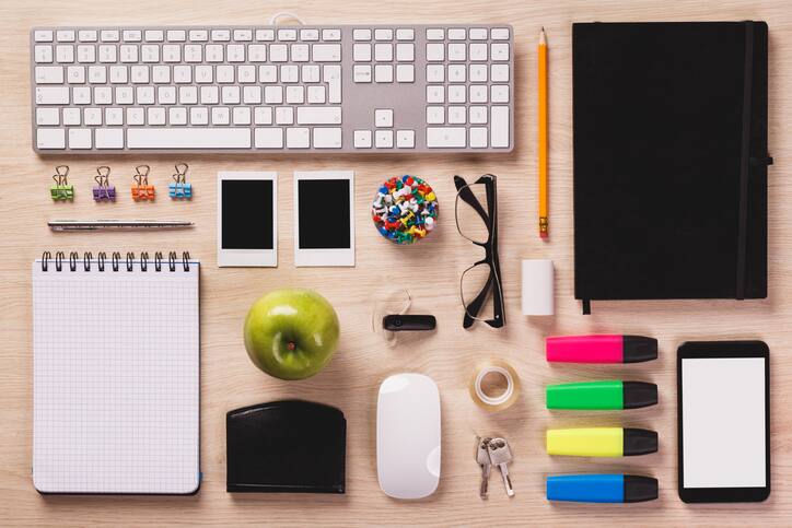 what does your workplace desk say about you