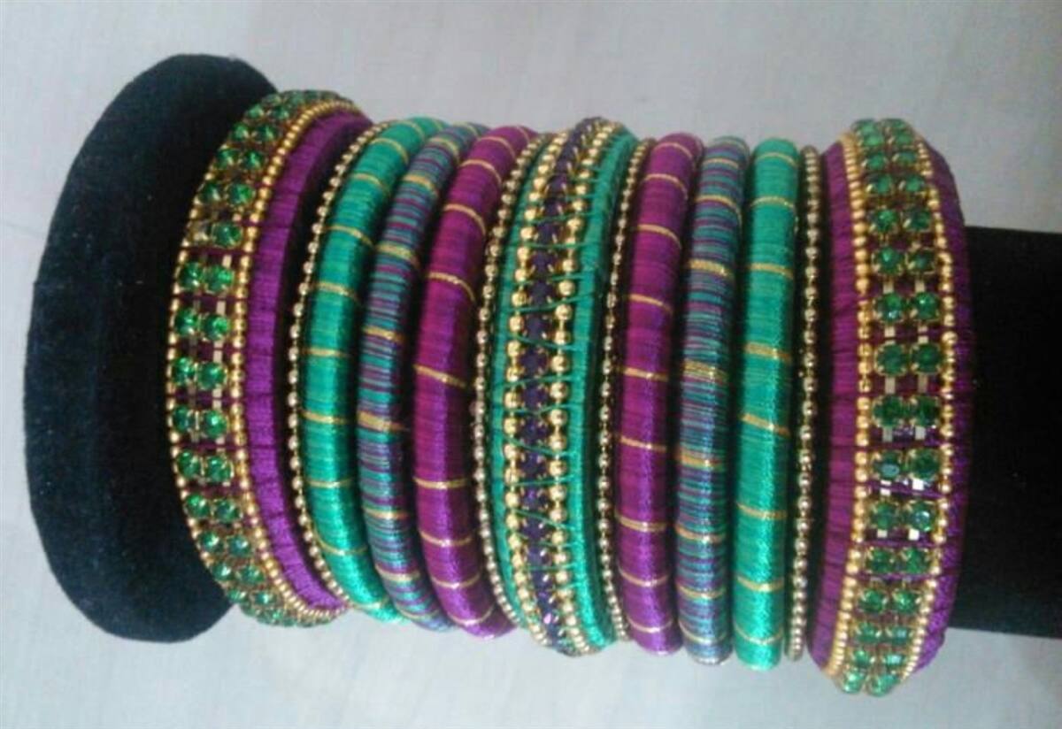 Video of bangles making