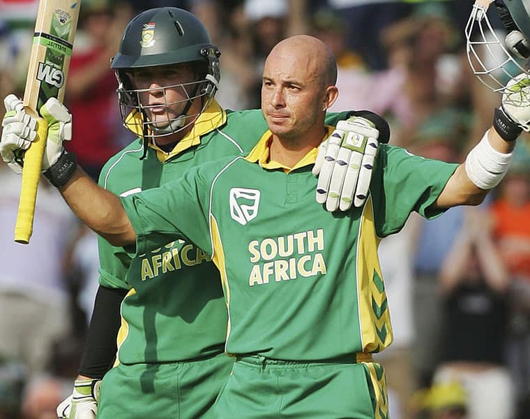 herschelle gibbs frustrating to communicate with bangladesh players