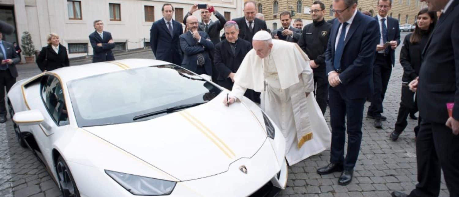 Pope gets Lamborghini auctions it to rebuild Christian Iraq