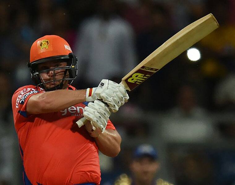 aaron finch is the first player who is going to play for 8th ipl franchise
