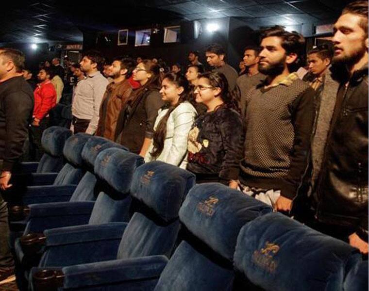 Fight against National anthem rule engulfs Bengaluru Film Festival