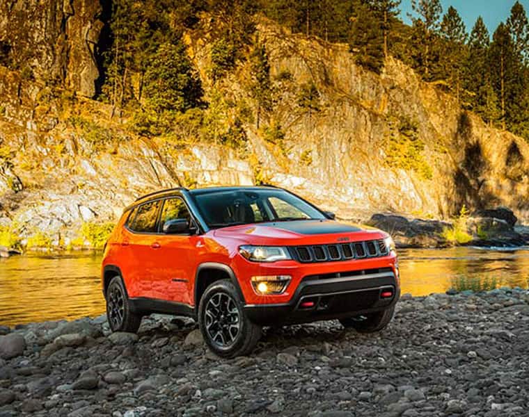Jeep Compass SUV selling at discounts of upto Rs 1 lakh