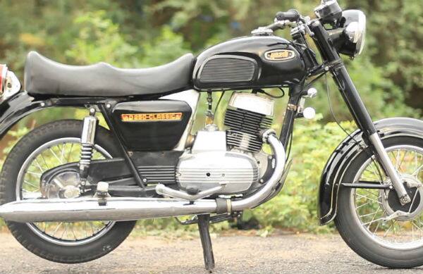 Indias 5 cool retro bikes feel comfort in rides