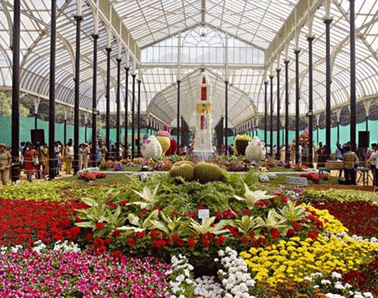 8 interesting facts about Lalbagh Botanical Garden Bengaluru vcs
