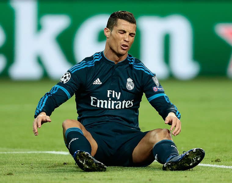 Cristiano Ronaldo rubbishes rumours of his transfer to Real Madrid-ayh