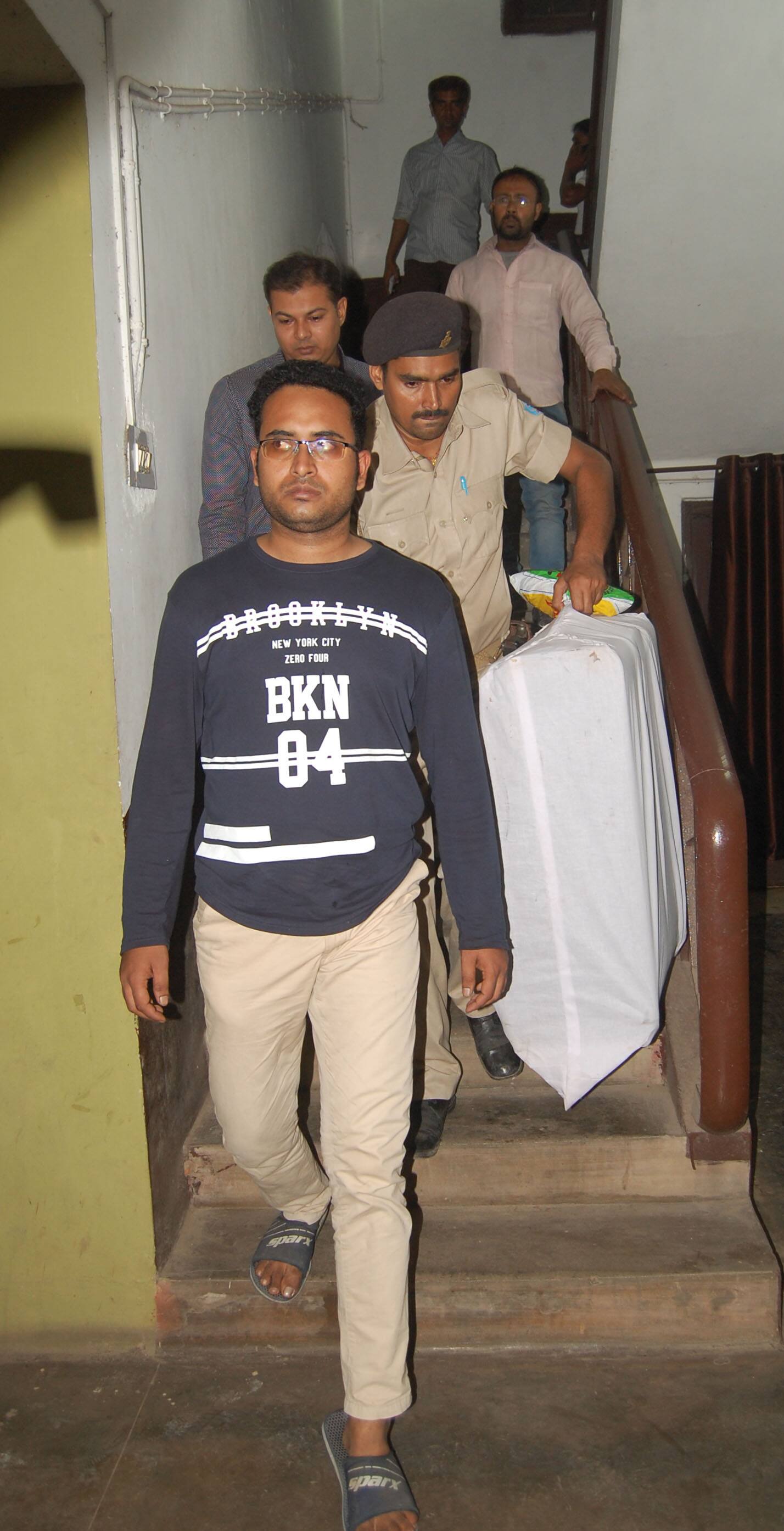 Kolkata doctor throttles girlfriend to death in Jamshedpur hotel arrested