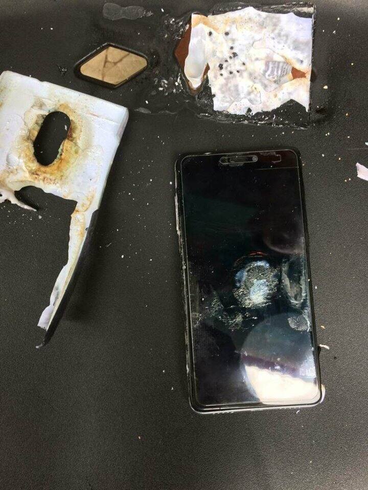 phone burst in kayamkulam