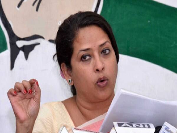 Why not dissolve Congress party in Delhi? Pranab Mukherjee's daughter, Pa.