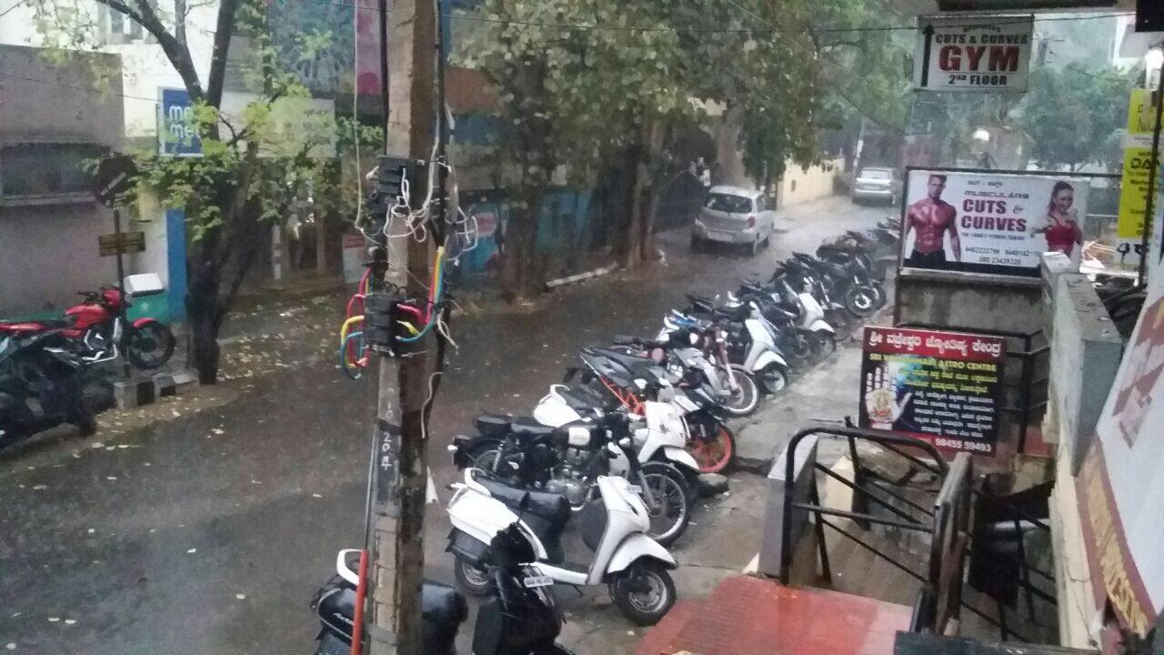 Heavy rains to lash Karnataka for next two days Pictures
