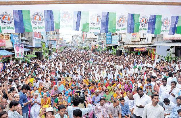ycp leaders also participating in padayatra with jagan