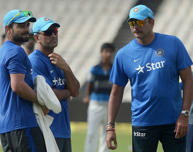indian team head coach ravi shastri praised ms dhoni