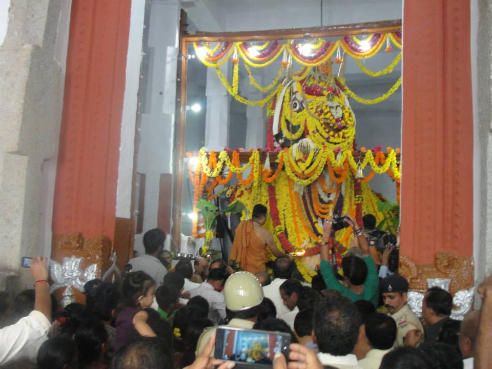 basavanagudi kadalekayi parishe annual groundnut fair nutty affair bull temple road basavanagudi groundnut vendors variety of groundnuts basava temple dodda ganapathi temple bengaluru history