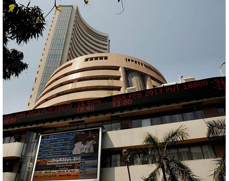 Sensex drops over 300 points in early trade on August 16
