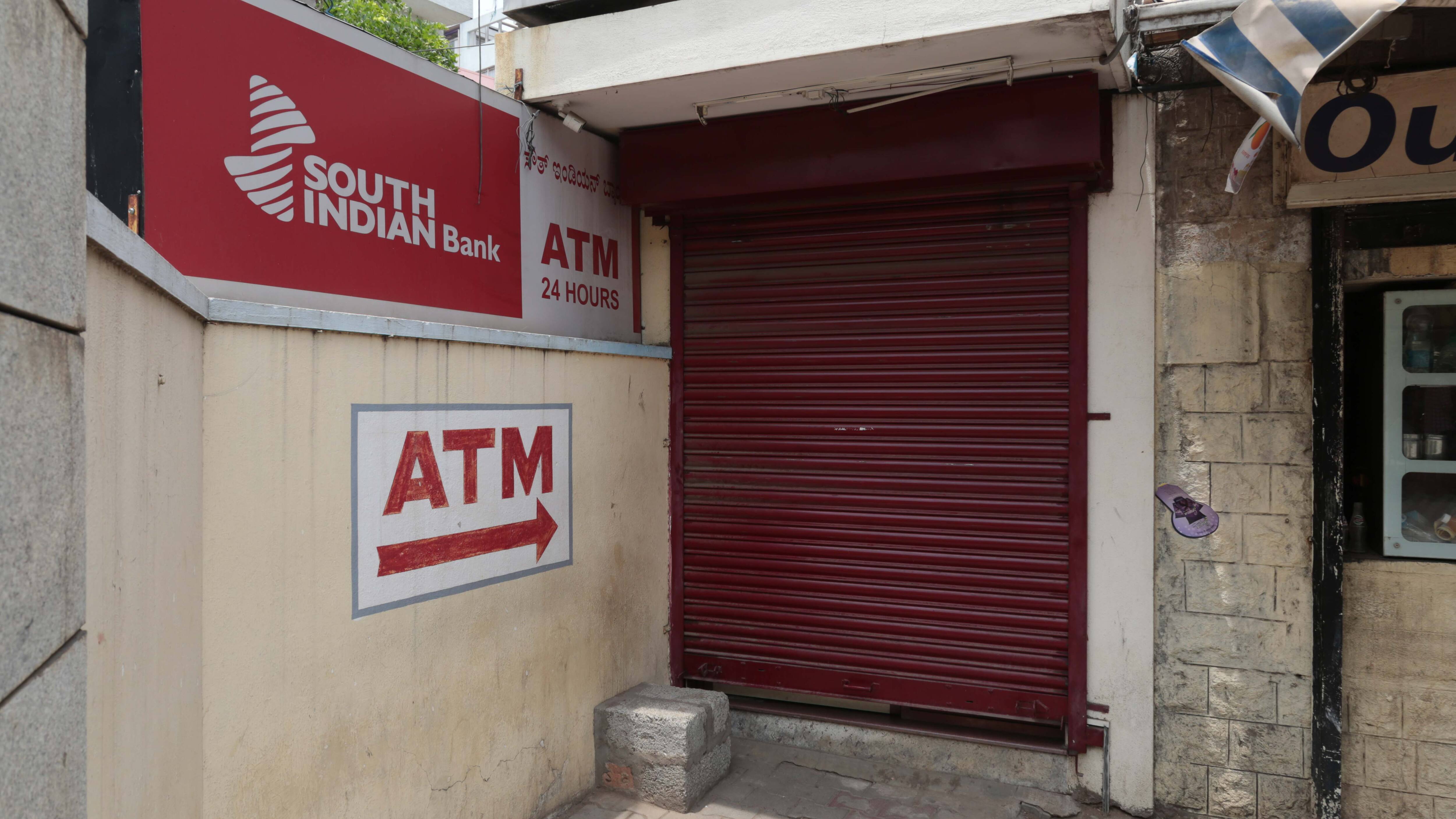 No cash in ATMs in Bengaluru government bringing you in sync with cashless India