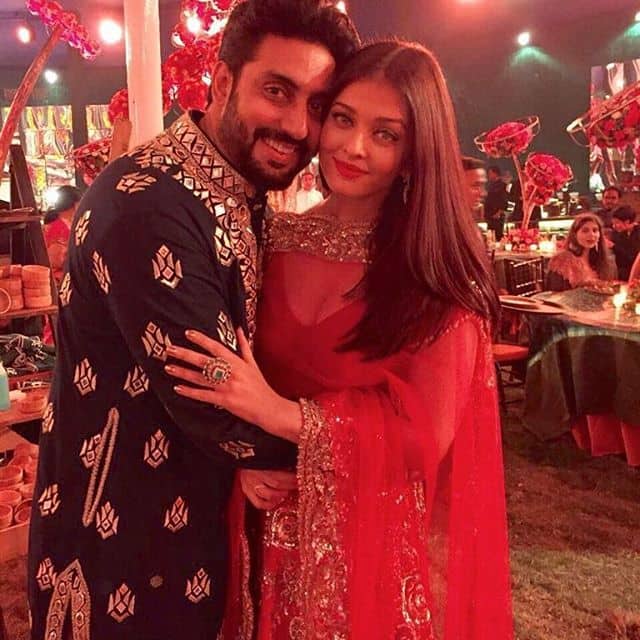 Aishwarya Rai and Abhishek Bachchan in this pic will give you couple goals