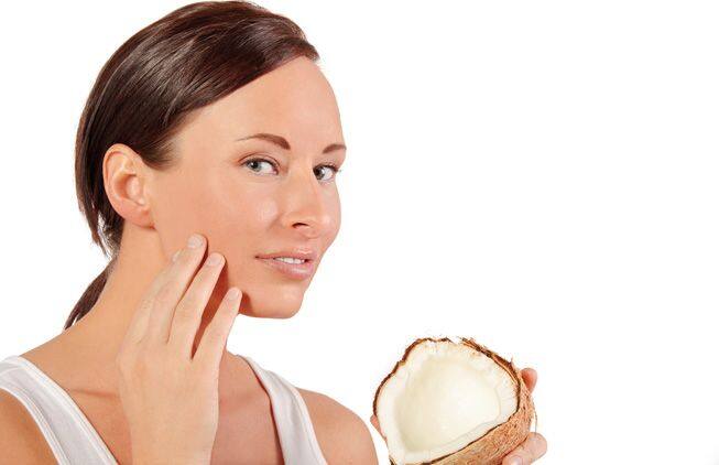 coconut oil can do wonders for your skin and diet
