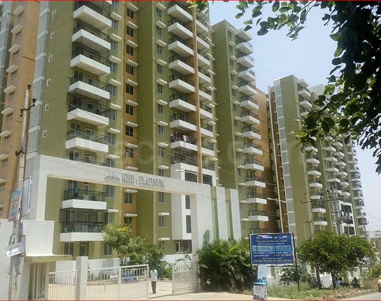 Supreme Court stays demolition 500 flats Kochi coastal regulation zone
