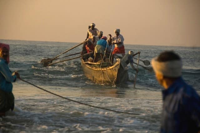 Following Modi govt's intervention, Iran returns 21 stranded fishermen to Tamil Nadu