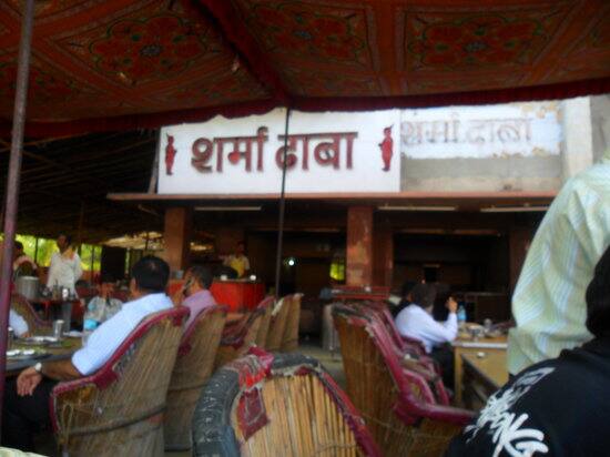 12 highway dhabas in india  for the hungry souls