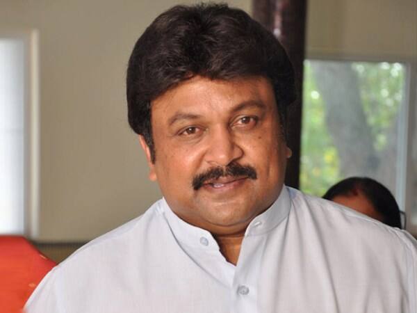 actor prabhu denies that he is joining congress