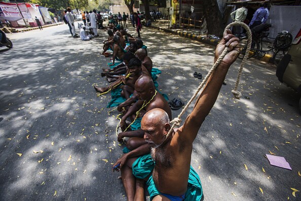 Ayyakannu Tamil Nadu farmers protest centre not responding skull naked protest